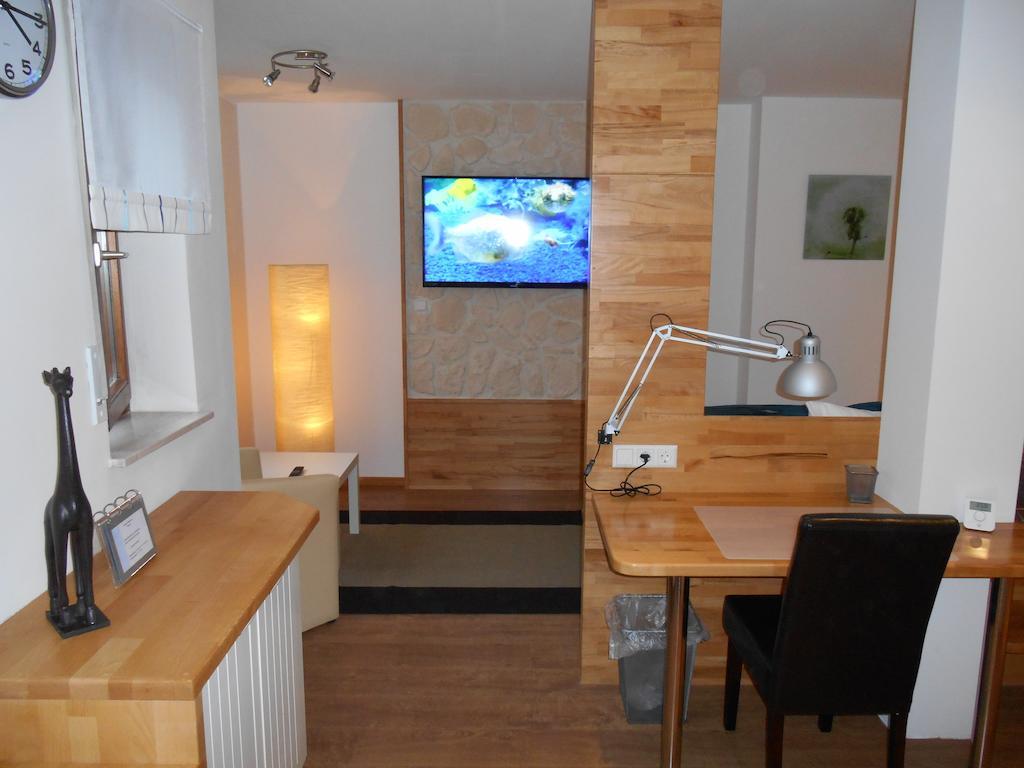 Warum Ins Hotel Neckarsulm Exterior photo