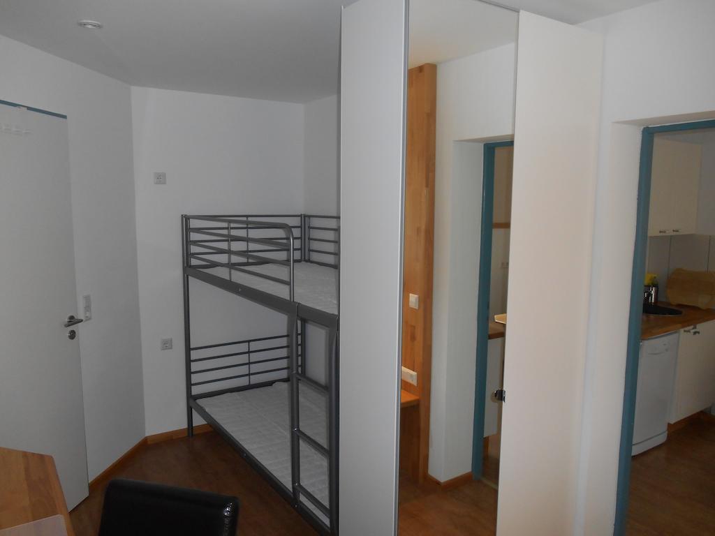 Warum Ins Hotel Neckarsulm Exterior photo